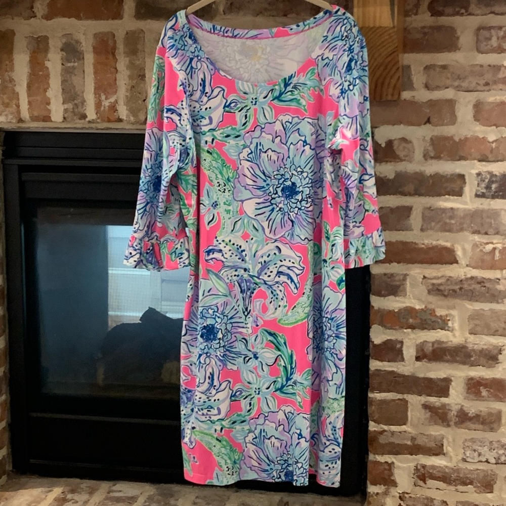 XL Lilly Pulitzer midi bright floral dress sleeves